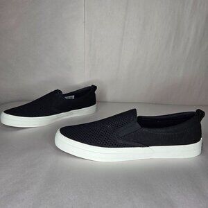 Sperry Women's Crest Slip-On Perforated Black Sneakers